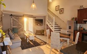 19 Lagoon Terrace